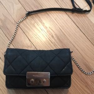 Michael kors crossbody bag